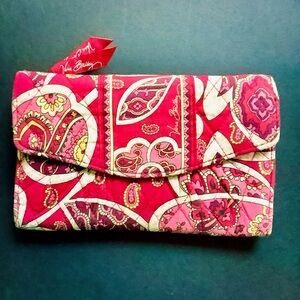 Vera Bradley Rosy Posies Pink Red Patterned Clutch Wallet